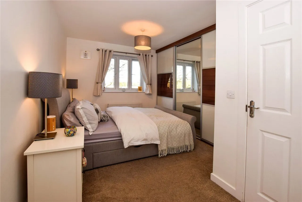 176 Rubens Court, Cezanne Road, Watford, photo 4