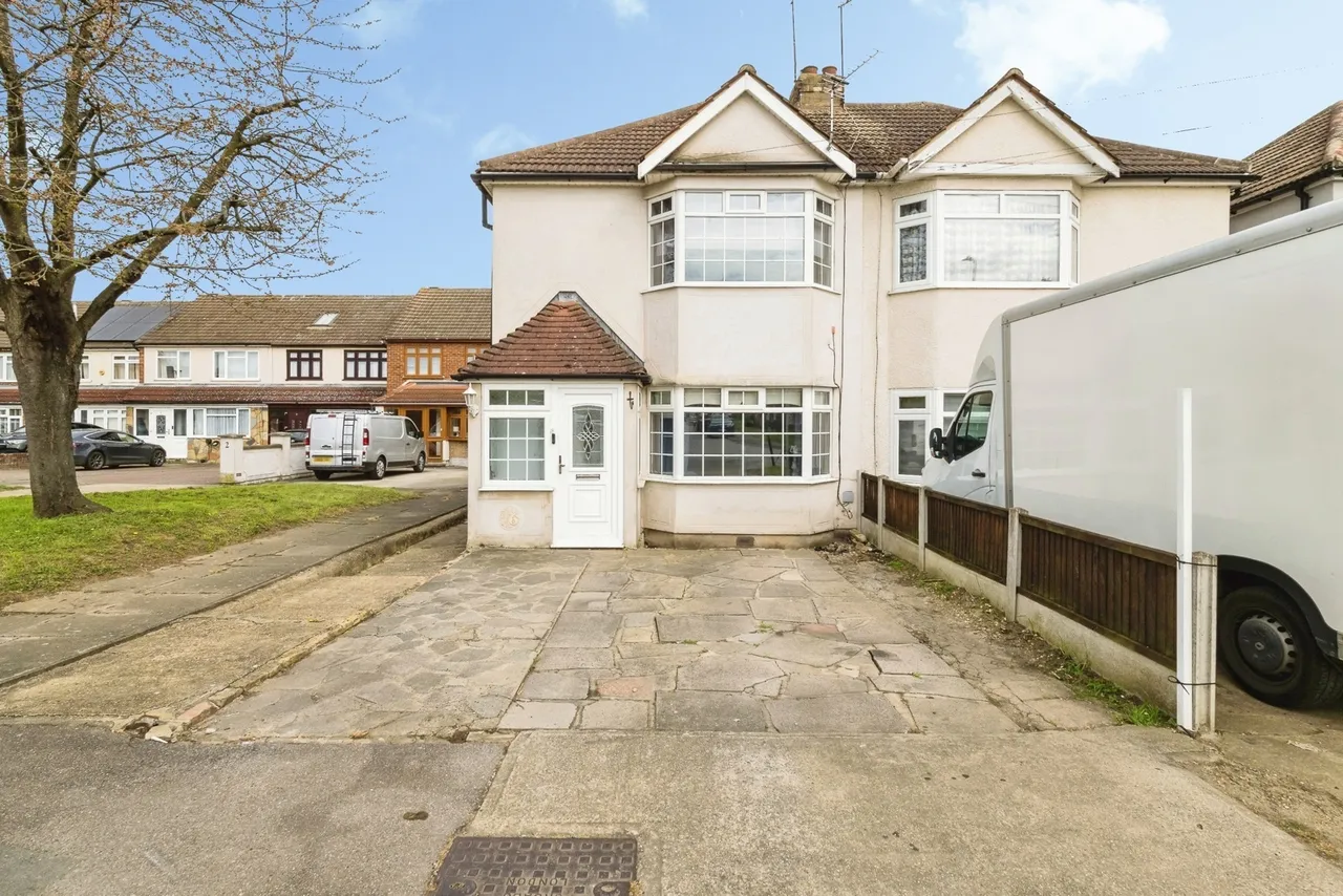 Heaton Way, Romford, RM3, photo 27