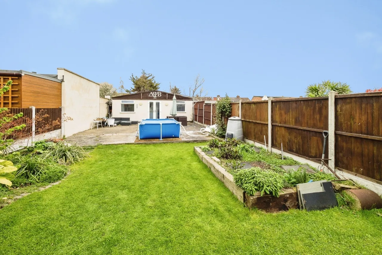 Heaton Way, Romford, RM3, photo 28