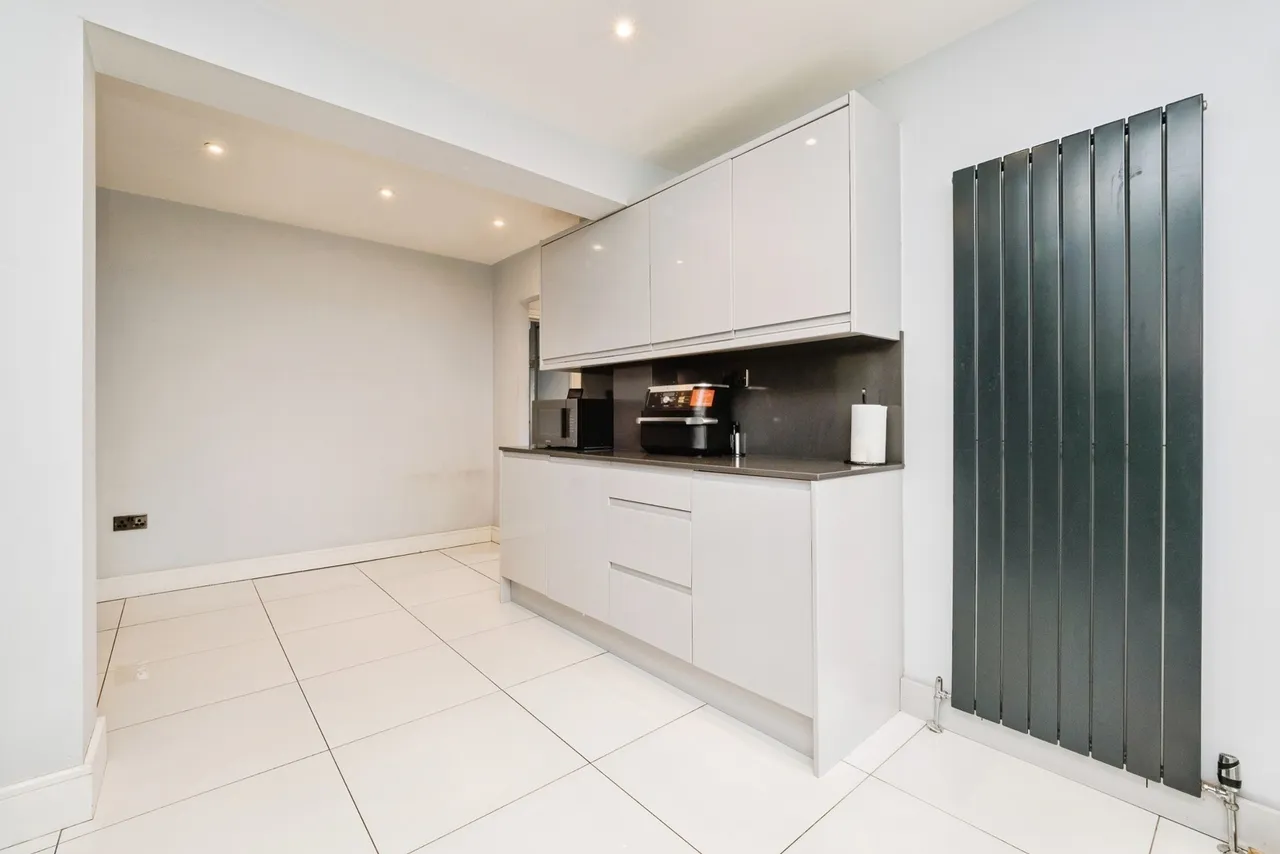 Heaton Way, Romford, RM3, photo 16