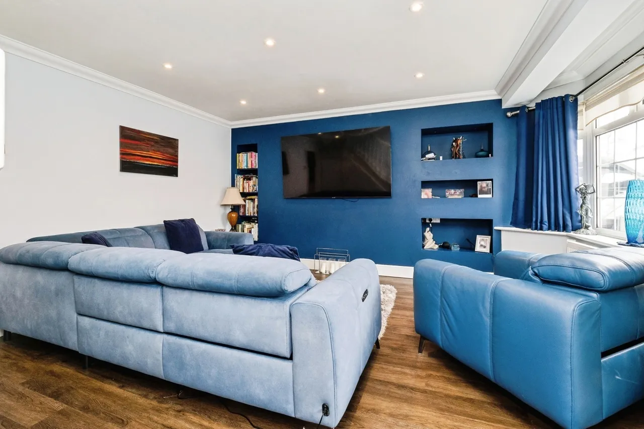 Heaton Way, Romford, RM3, photo 5