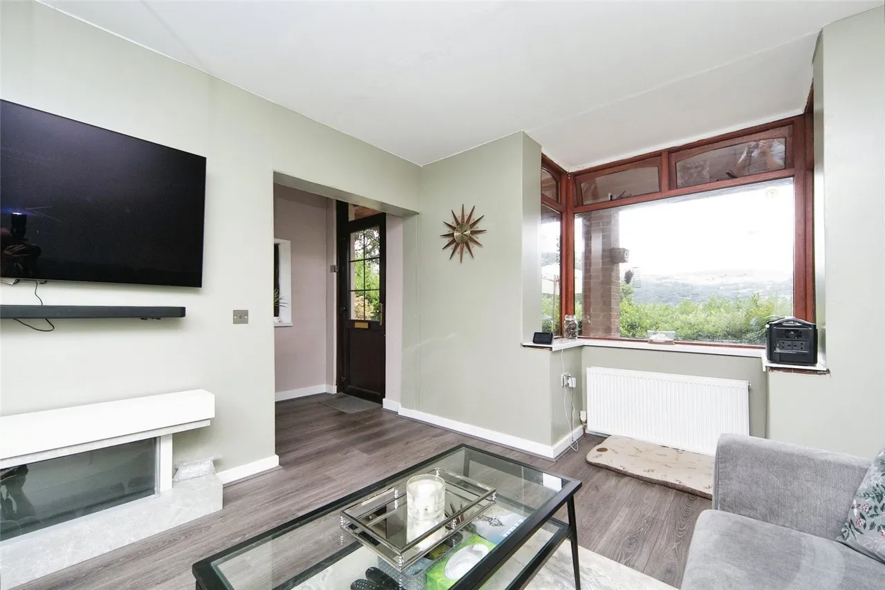 Iolyn Park, Conwy, LL32, photo 2