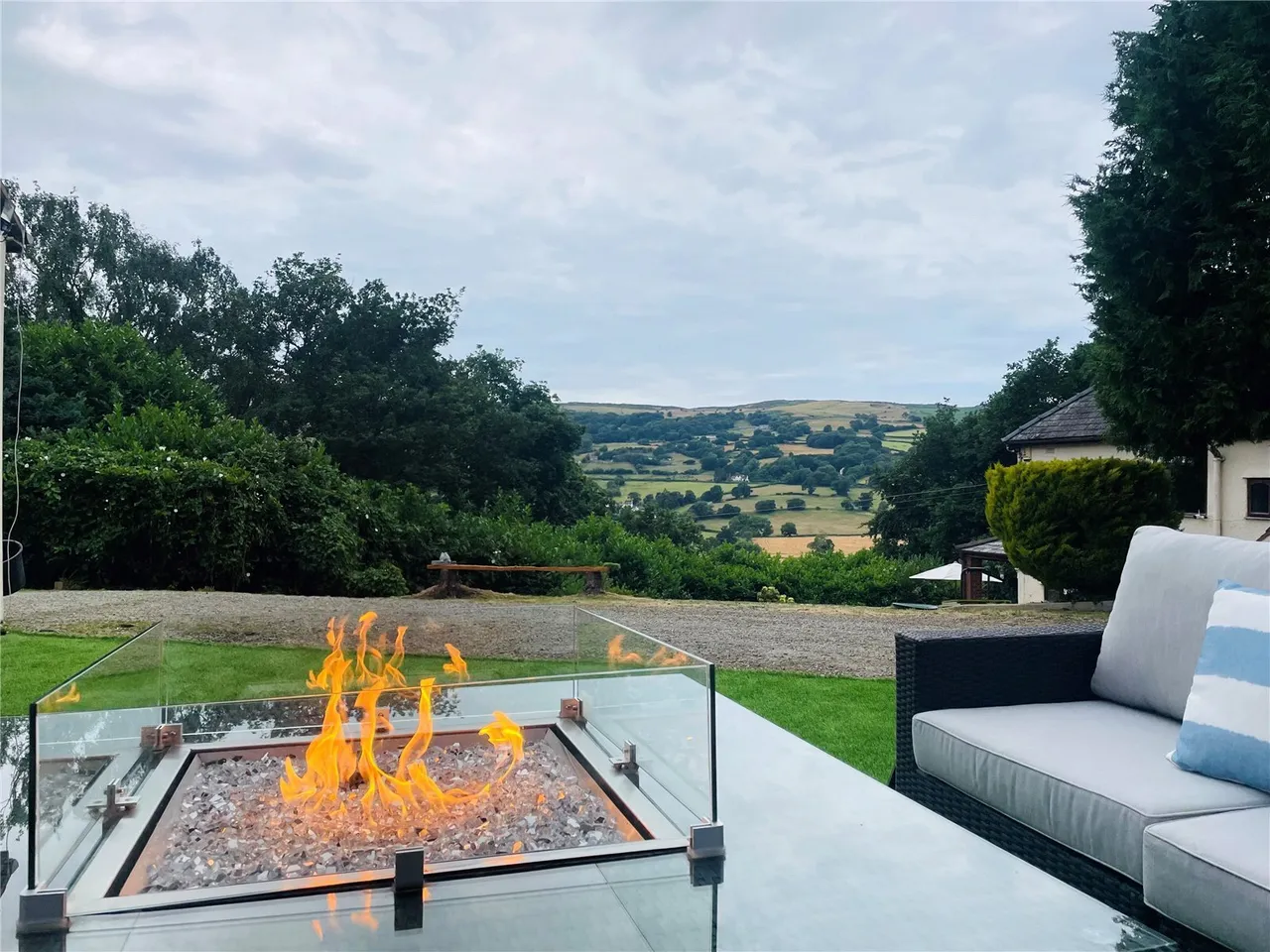 Iolyn Park, Conwy, LL32, photo 11