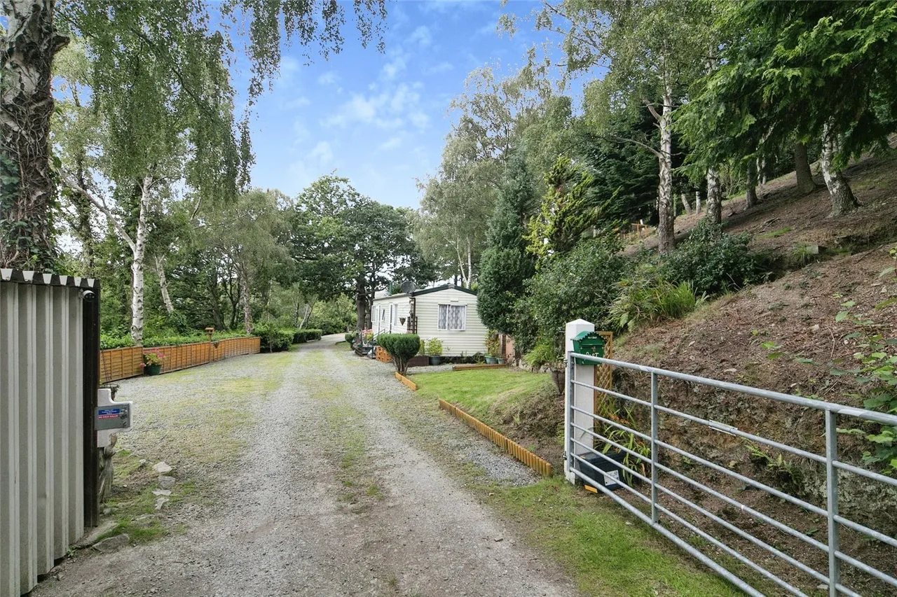 Iolyn Park, Conwy, LL32, photo 22