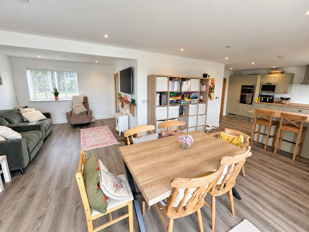 Cowbridge Road, Barry, CF62, photo 6