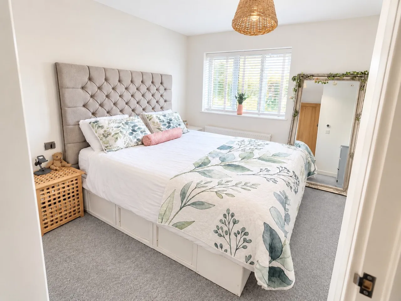 Cowbridge Road, Barry, CF62, photo 10