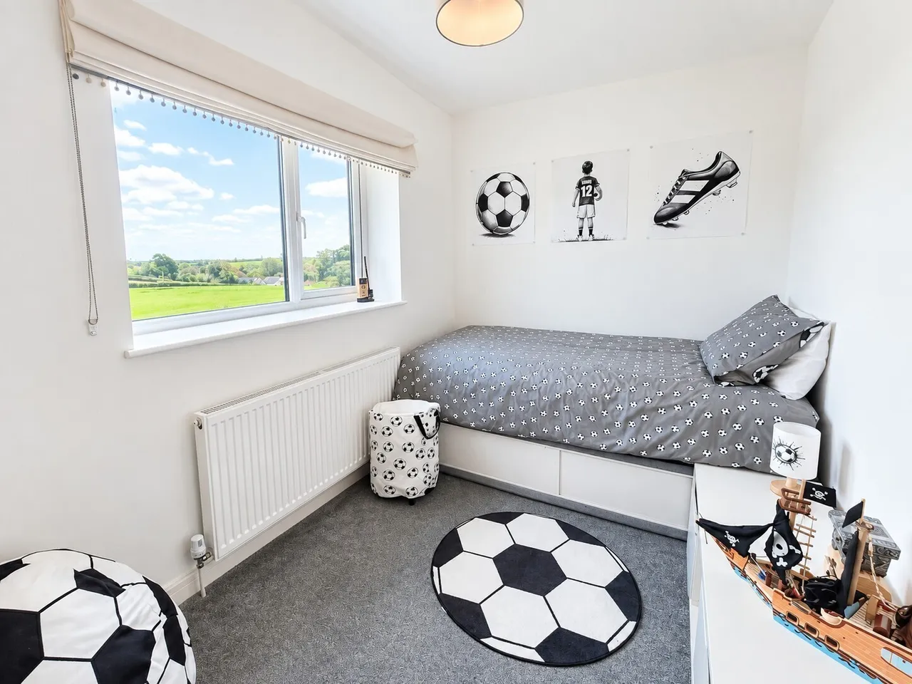 Cowbridge Road, Barry, CF62, photo 12