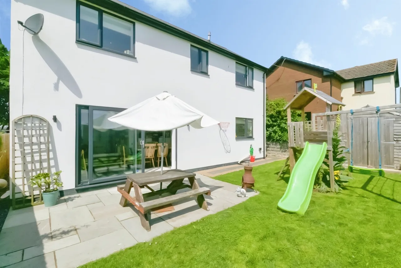 Cowbridge Road, Barry, CF62, photo 7