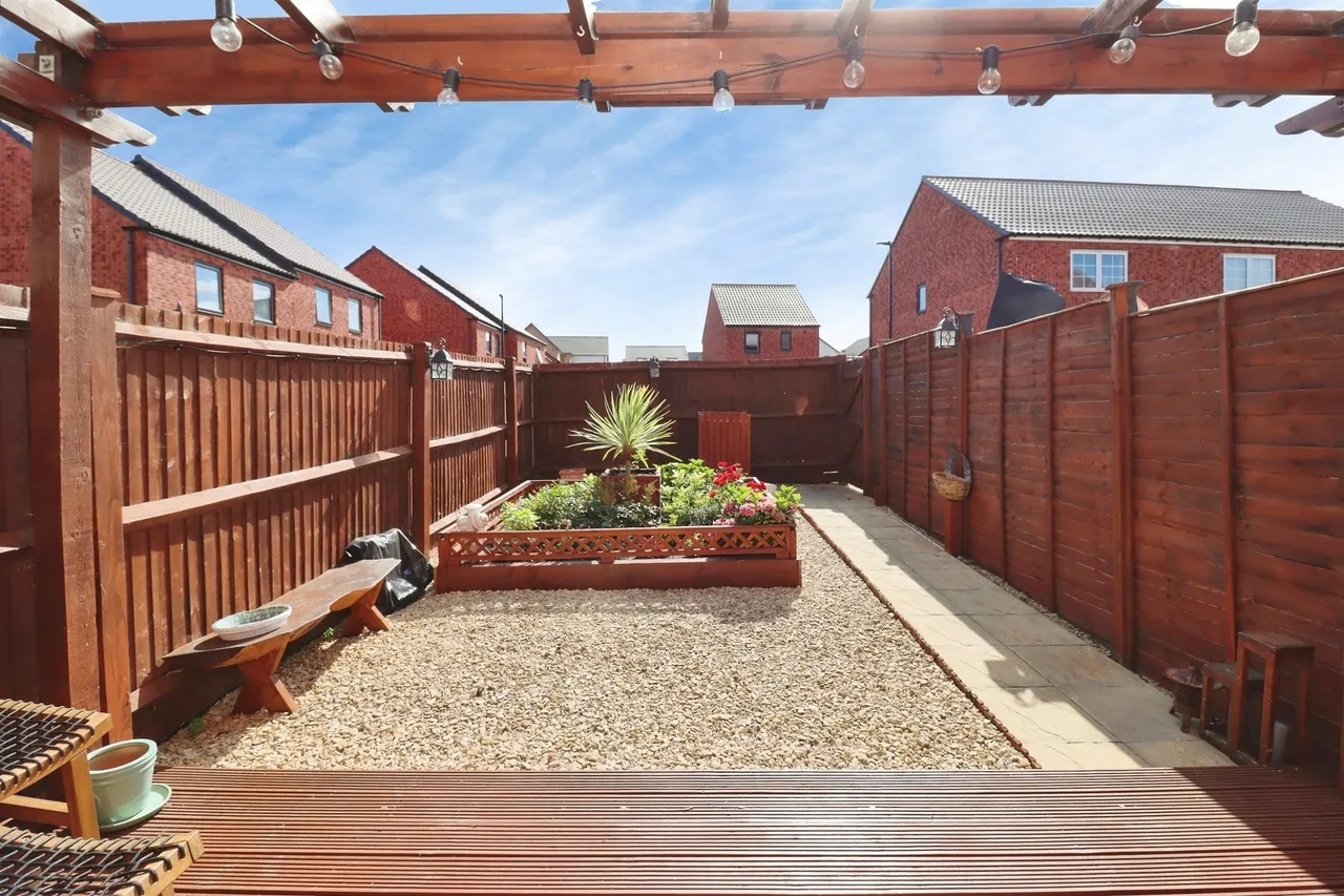 Warner Lane, Yate, BS37, photo 2