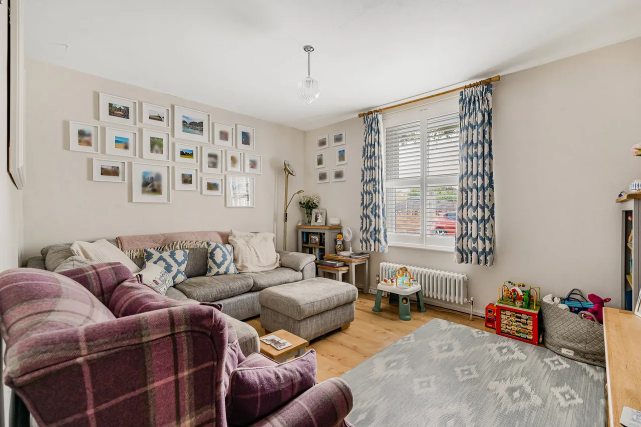 Queens Road, Egham, TW20, photo 6