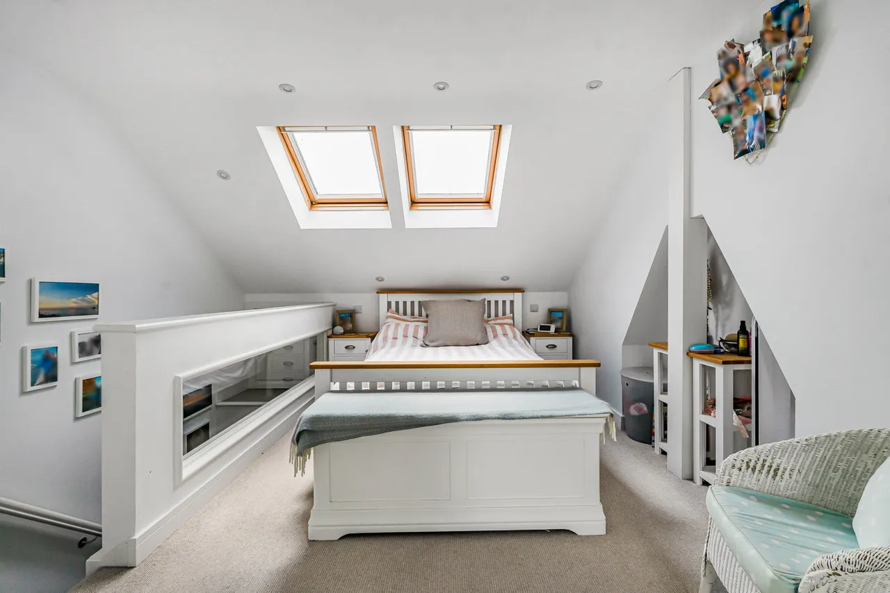 Queens Road, Egham, TW20, photo 19