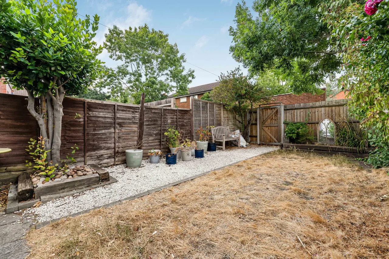 Queens Road, Egham, TW20, photo 5
