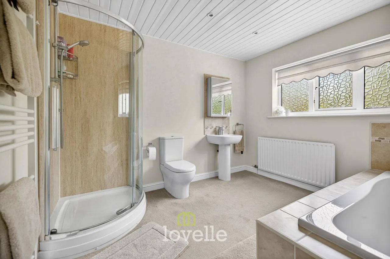 Stallingborough Road, Healing, DN41, photo 21