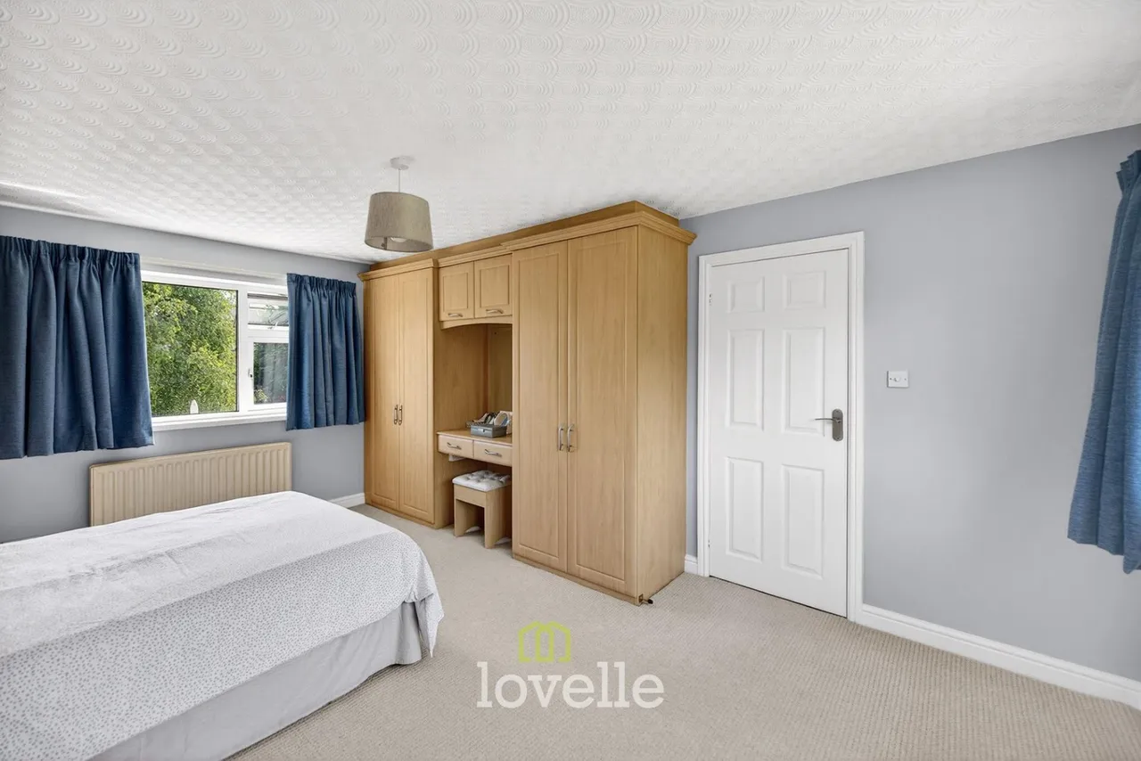 Stallingborough Road, Healing, DN41, photo 19