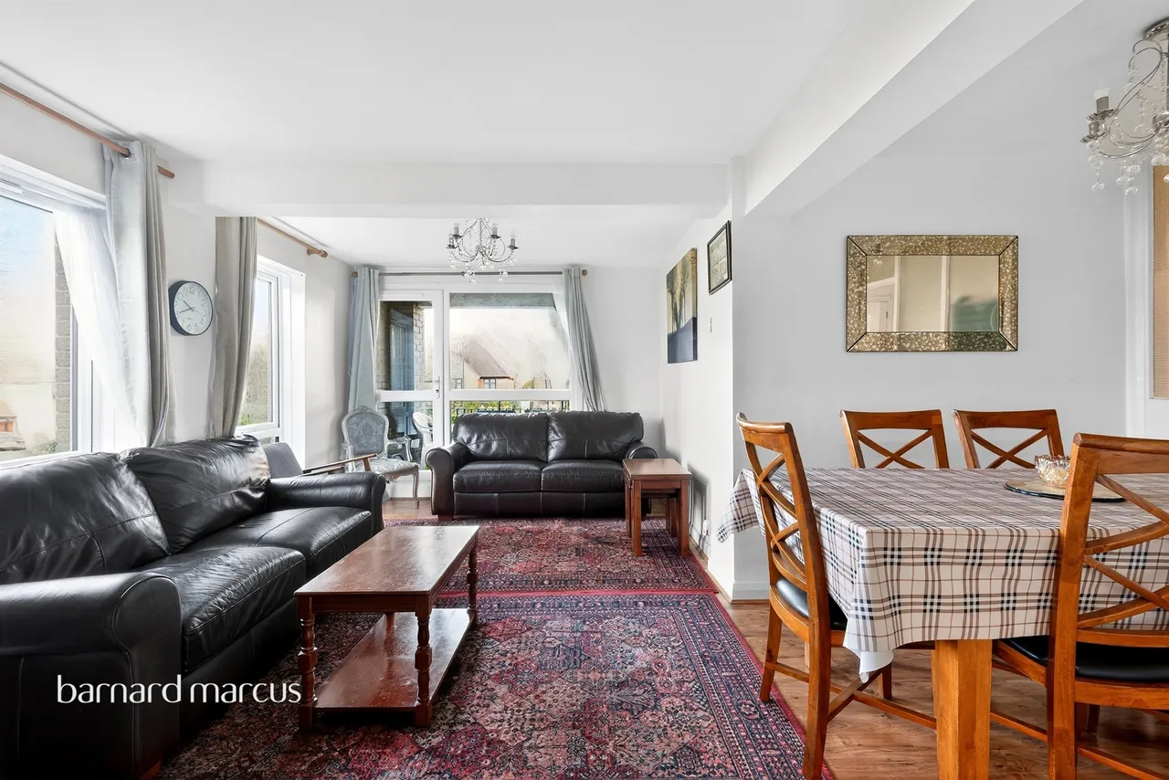 Blackbush Close, Sutton, photo 2