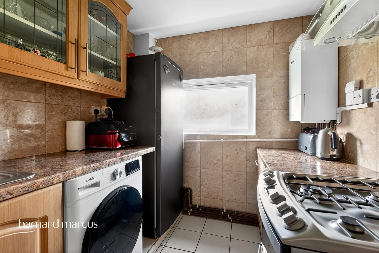 Blackbush Close, Sutton, photo 5