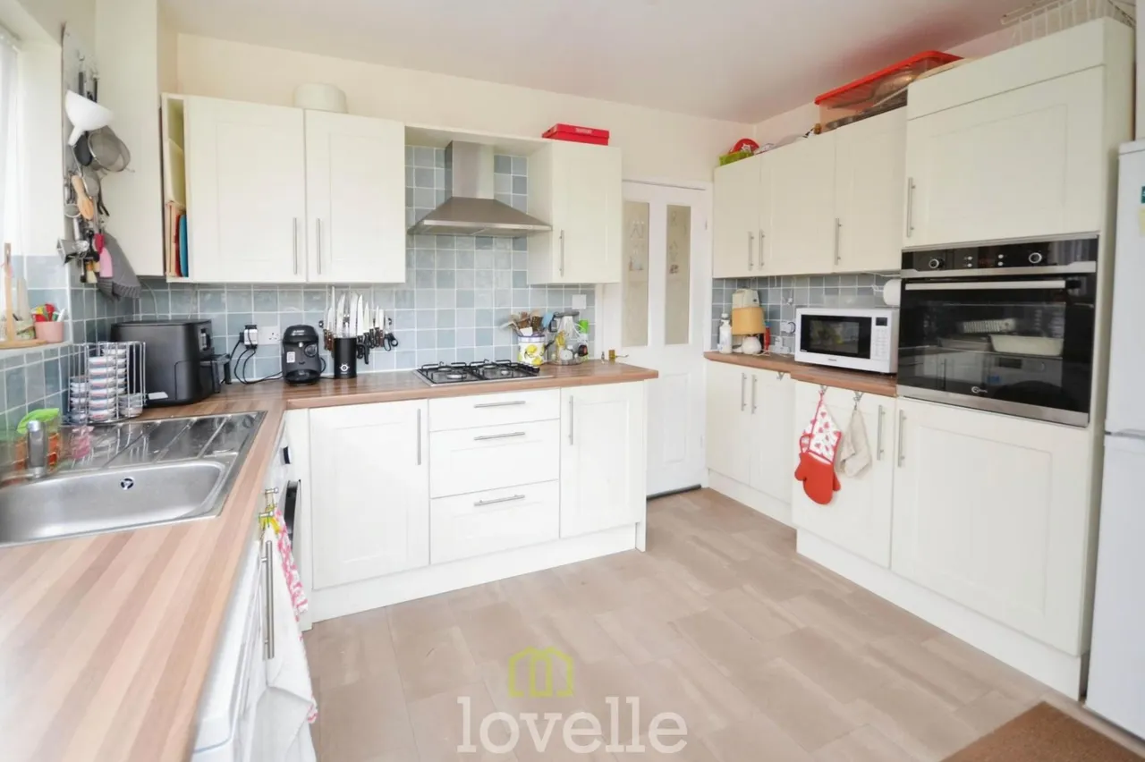 Marquis Avenue, New Waltham, DN36, photo 5