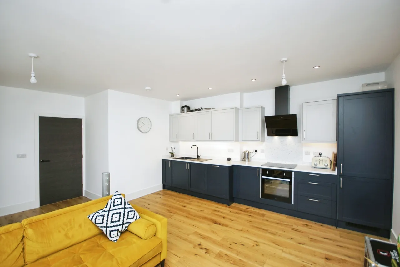 Quaker Lane, BRISTOL, Avon, BS35, photo 9