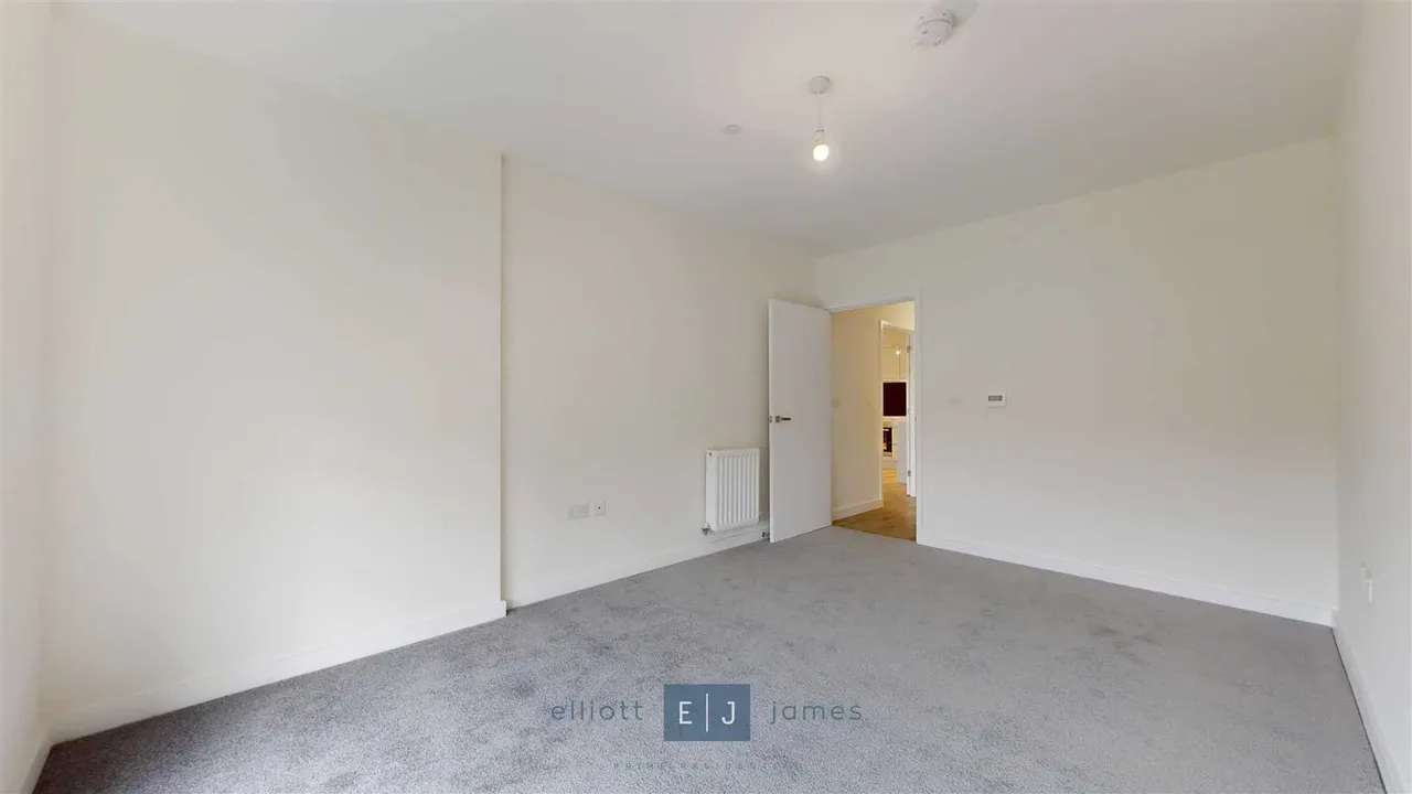 Epping Gate, Loughton, IG10, photo 8