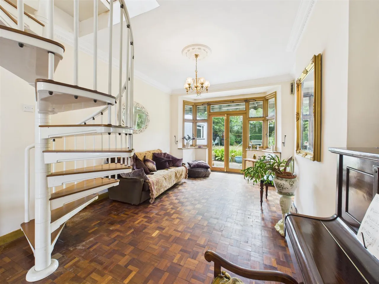 Eversley Crescent, Ruislip, HA4 6DE, photo 4