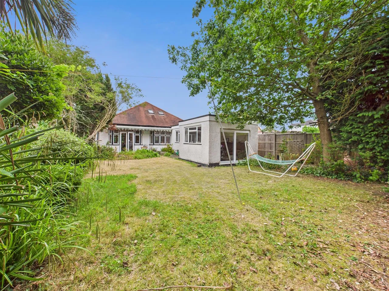 Eversley Crescent, Ruislip, HA4 6DE, photo 3