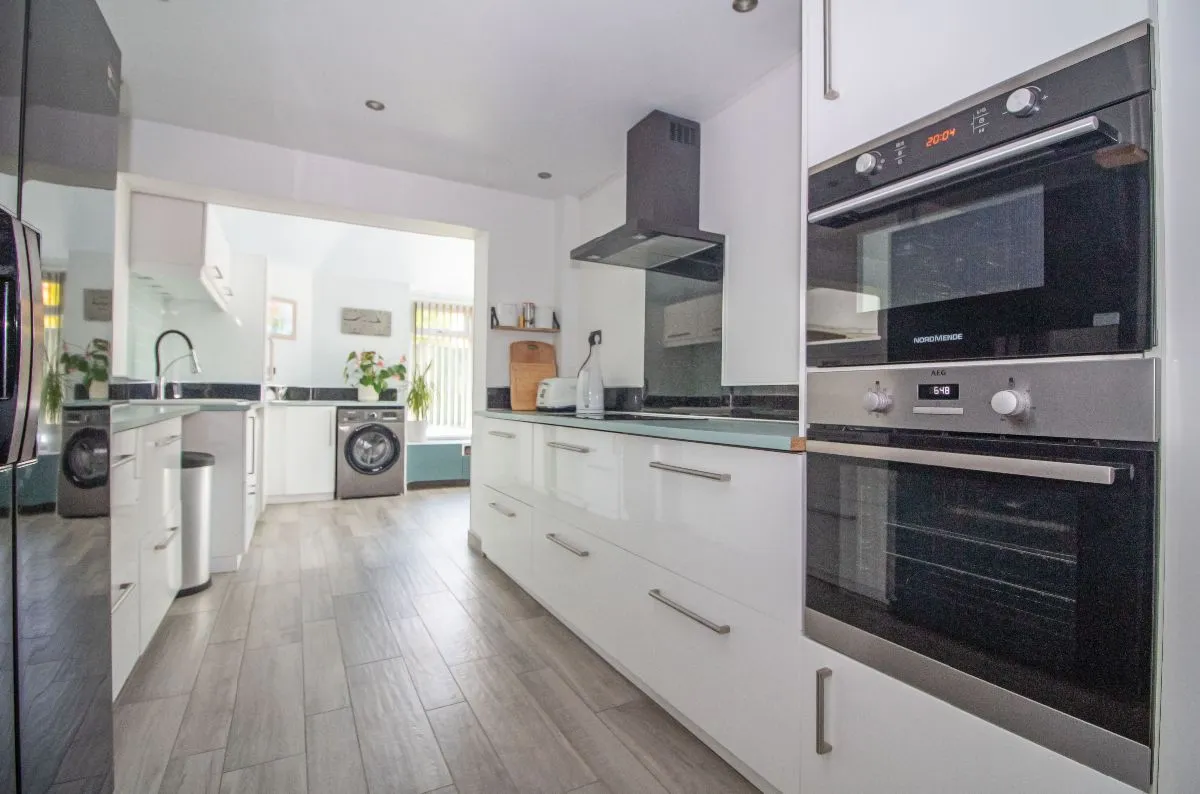 Bernina Close, Waterlooville, PO7 6XH, photo 2