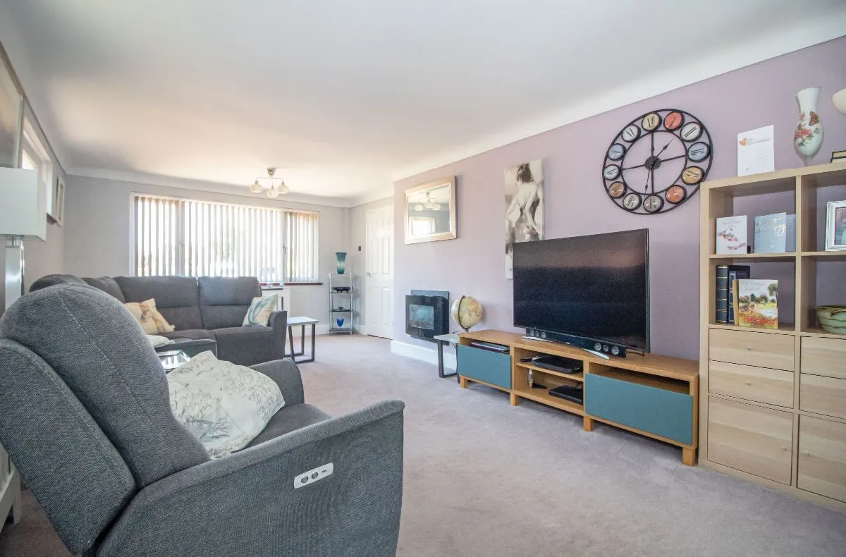 Bernina Close, Waterlooville, PO7 6XH, photo 17