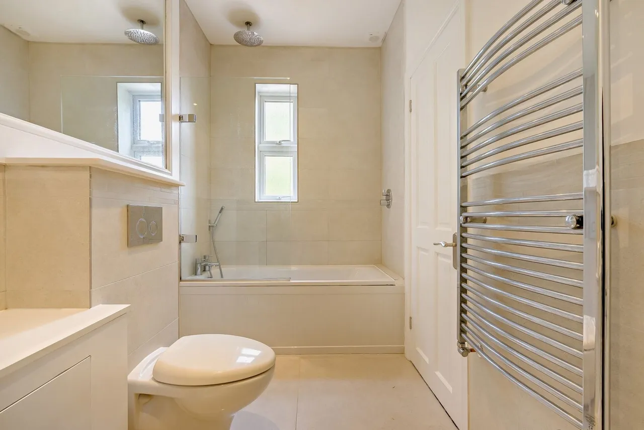 Maidens Green, Winkfield, Windsor, SL4 4SJ, photo 10