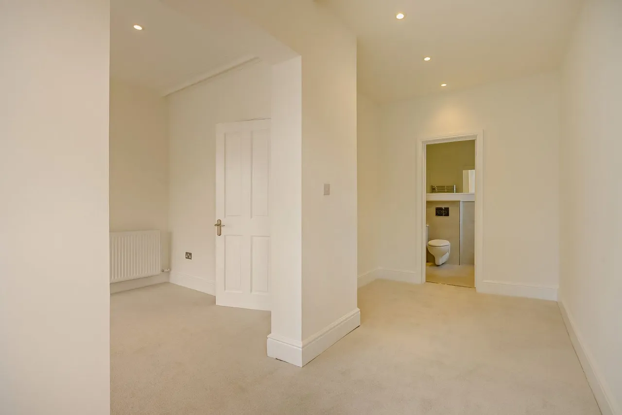 Maidens Green, Winkfield, Windsor, SL4 4SJ, photo 11