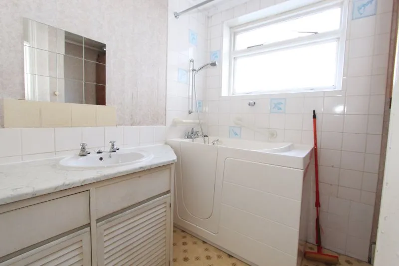 Ditchling Road, Brighton BN1 6JD, photo 18