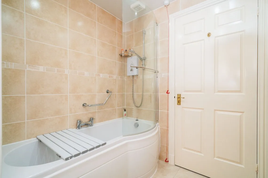 Black Moss Lane, Hillside Court, L39, photo 14