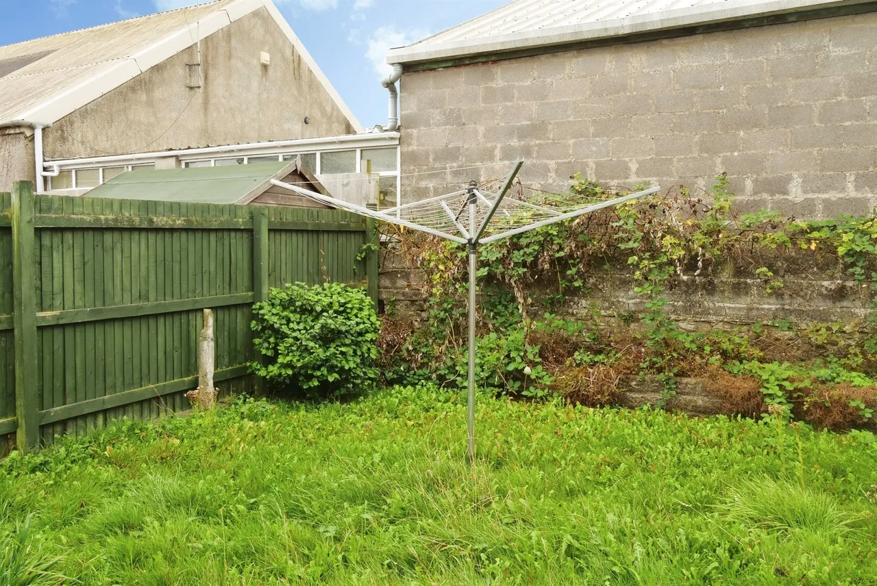 Coychurch Road Gardens, Bridgend, CF31, photo 14