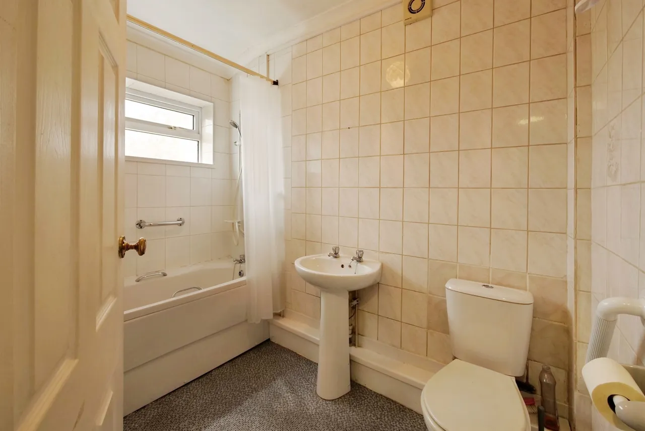 Coychurch Road Gardens, Bridgend, CF31, photo 16