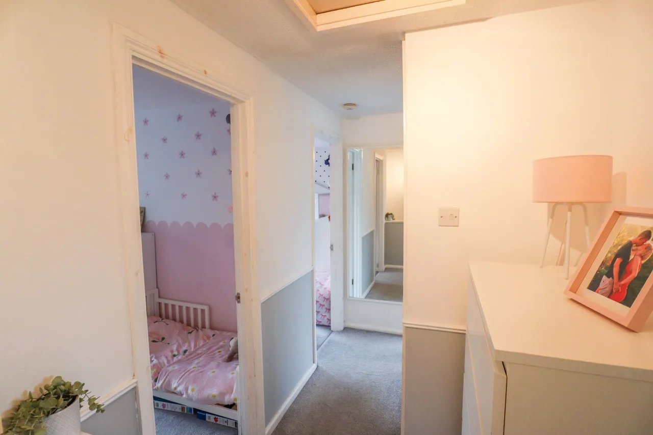 Angel Close, Calne, photo 13