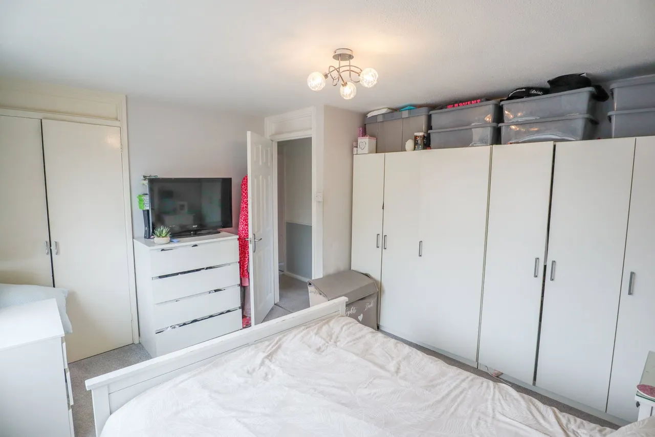 Angel Close, Calne, photo 11