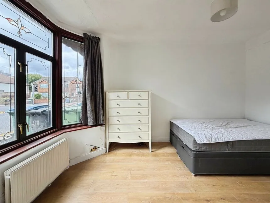 Whippendell Road, Watford, Hertfordshire, WD18, photo 4