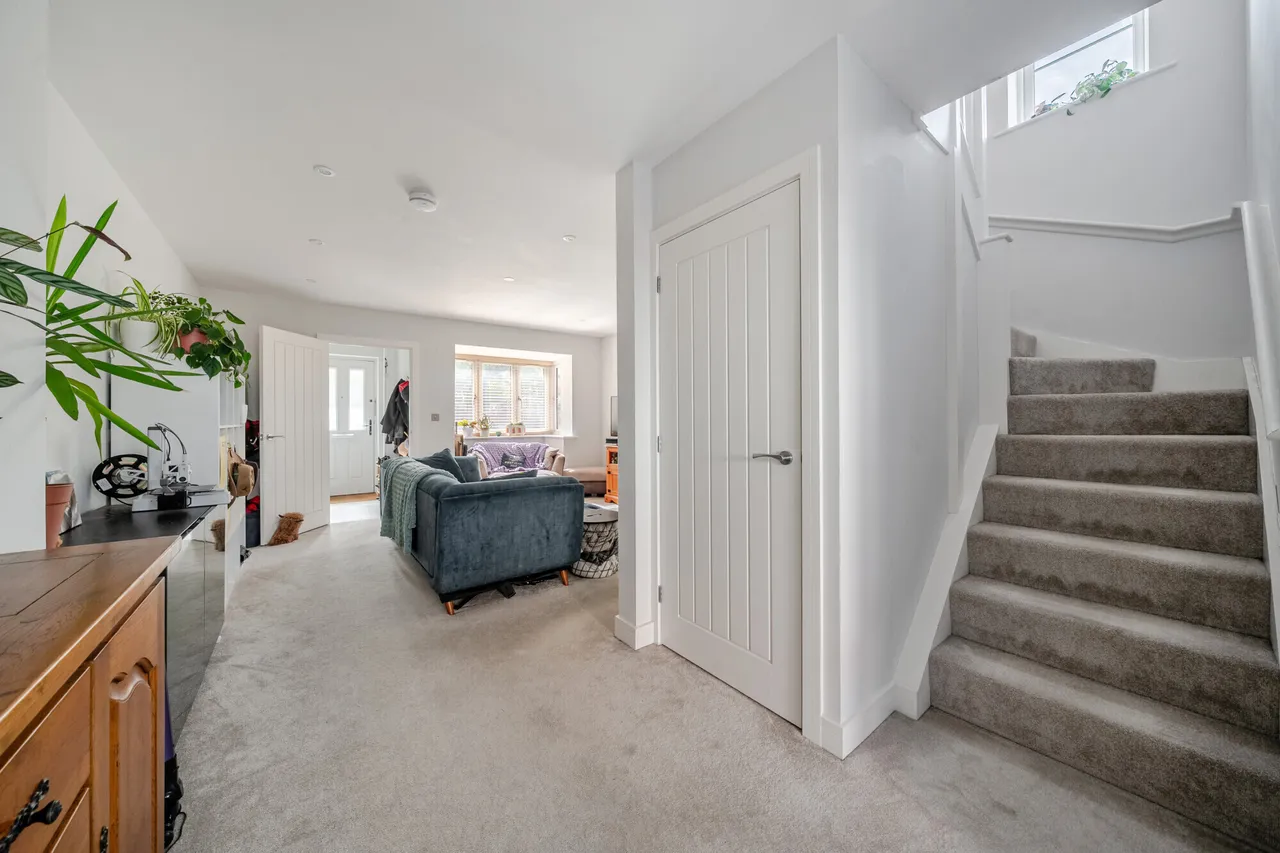 Meadow Way, Thatcham, RG19, photo 12