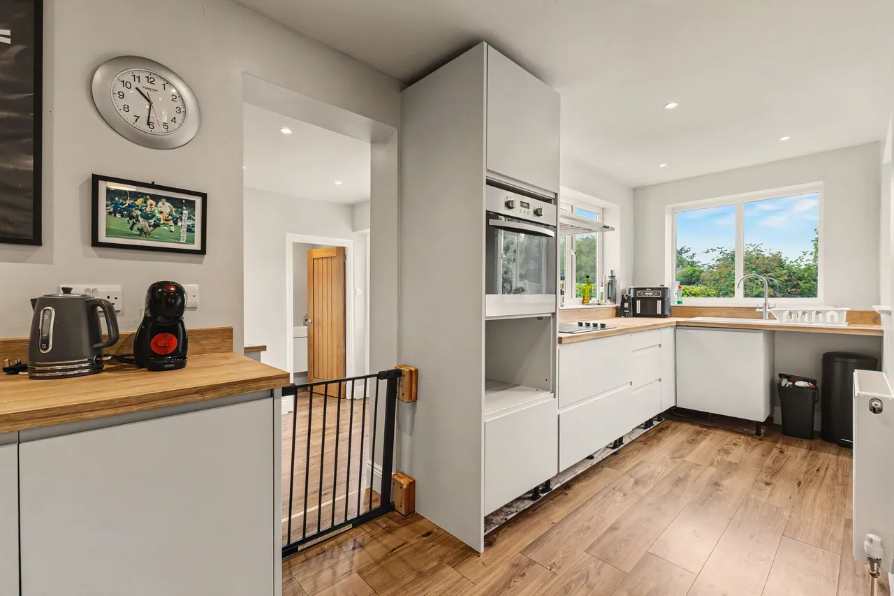 Elm Road, Evesham, WR11, photo 6