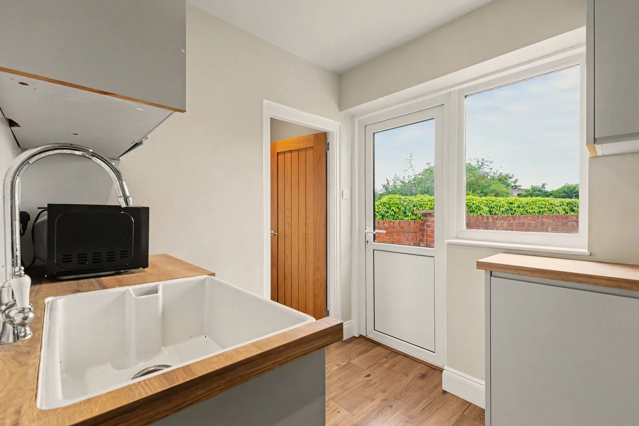 Elm Road, Evesham, WR11, photo 7