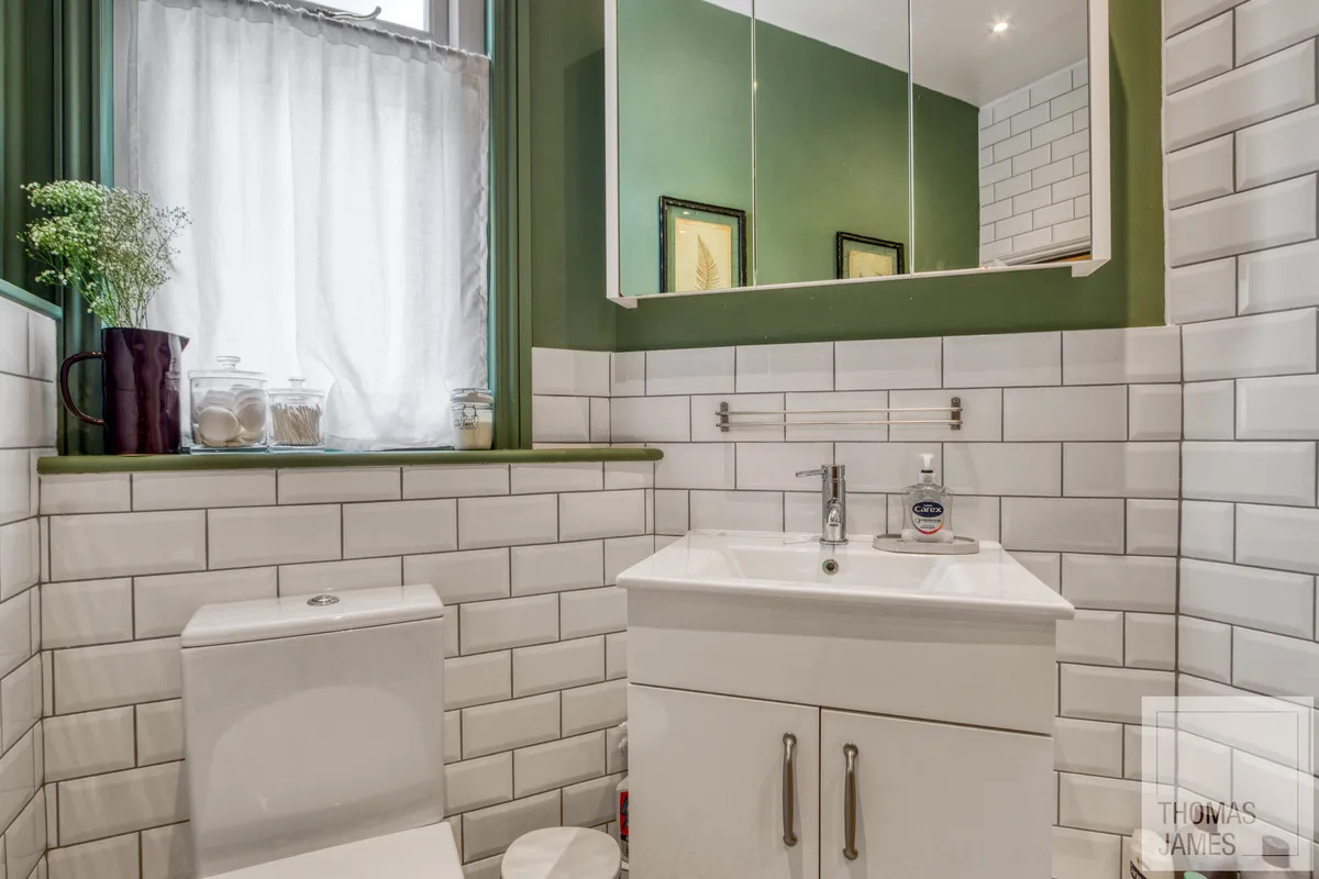 London, N13, photo 15
