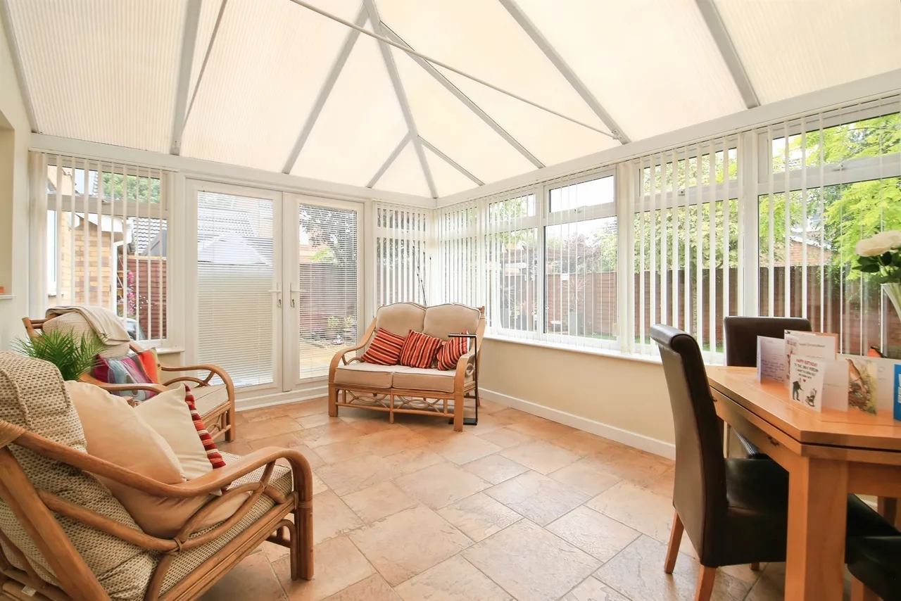 Ford Close, Yaxley, PETERBOROUGH, photo 4
