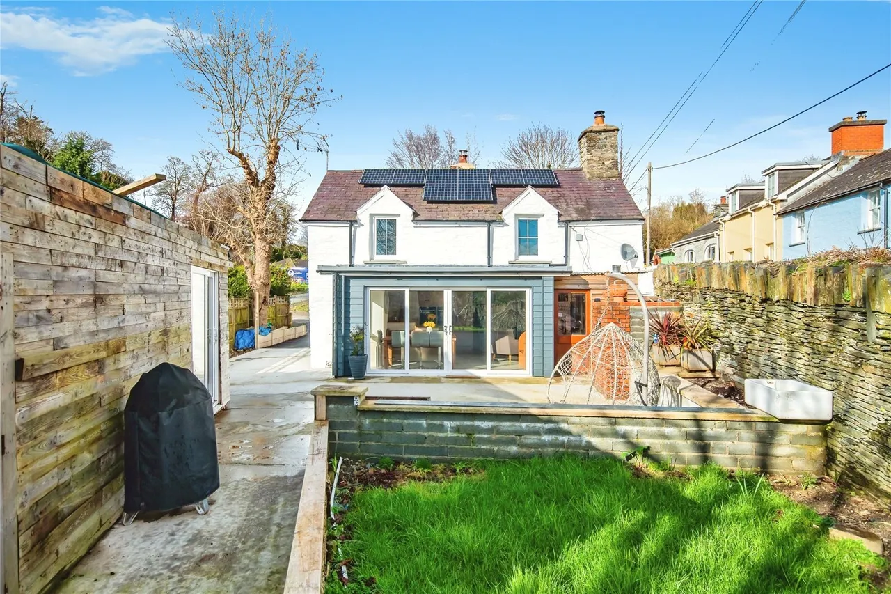 4 bed house for sale, Llechryd, Cardigan, SA43