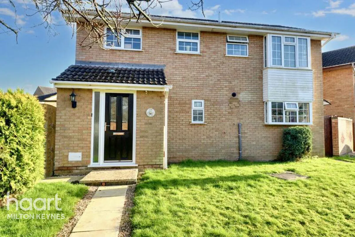 4 bed house for sale, Favell Drive, Furzton, MK4