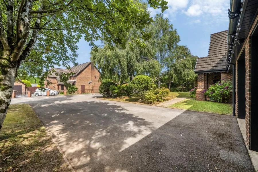 Ruperra Close, Old St. Mellons, CF3, photo 20