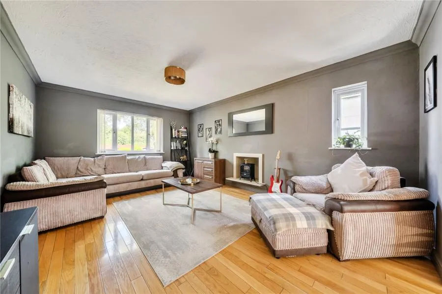 Ruperra Close, Old St. Mellons, CF3, photo 2
