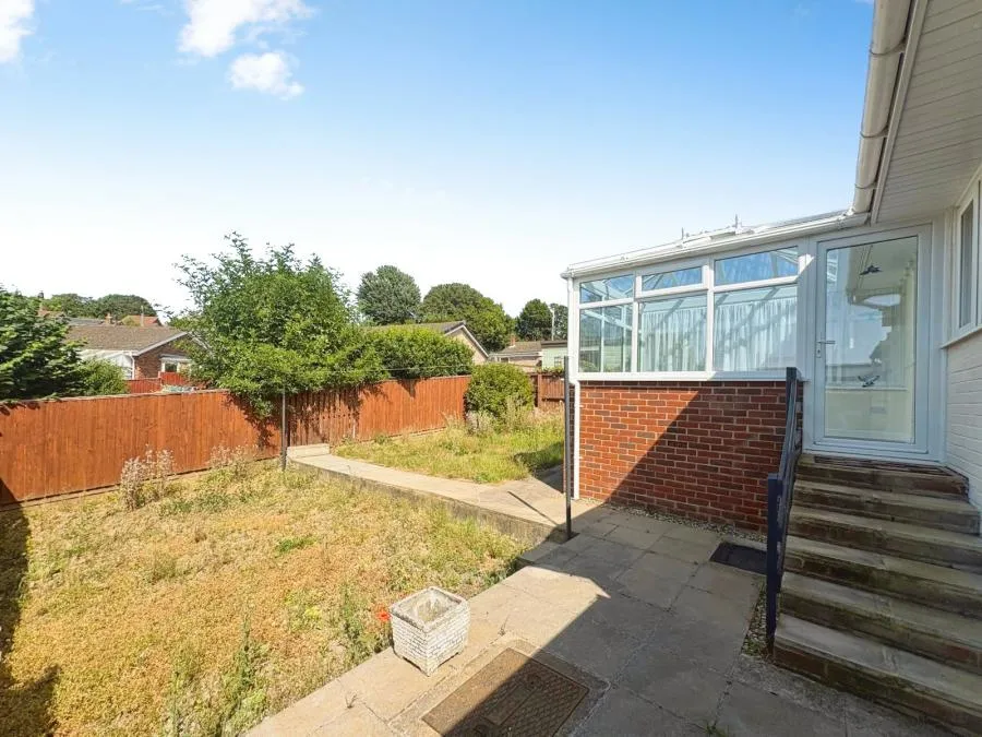 Sylvan Avenue, East Cowes, PO32, photo 11