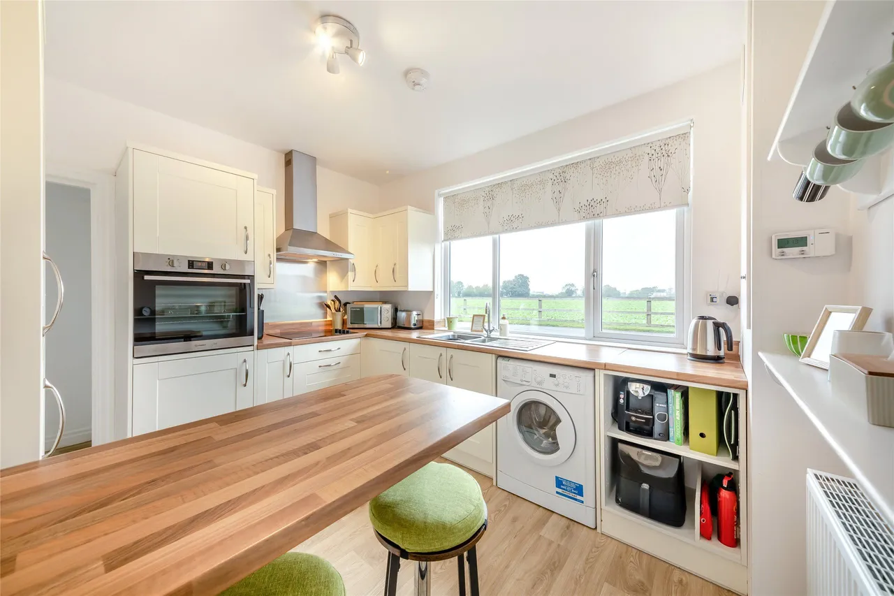 Station Road, Topcliffe, YO7, photo 32