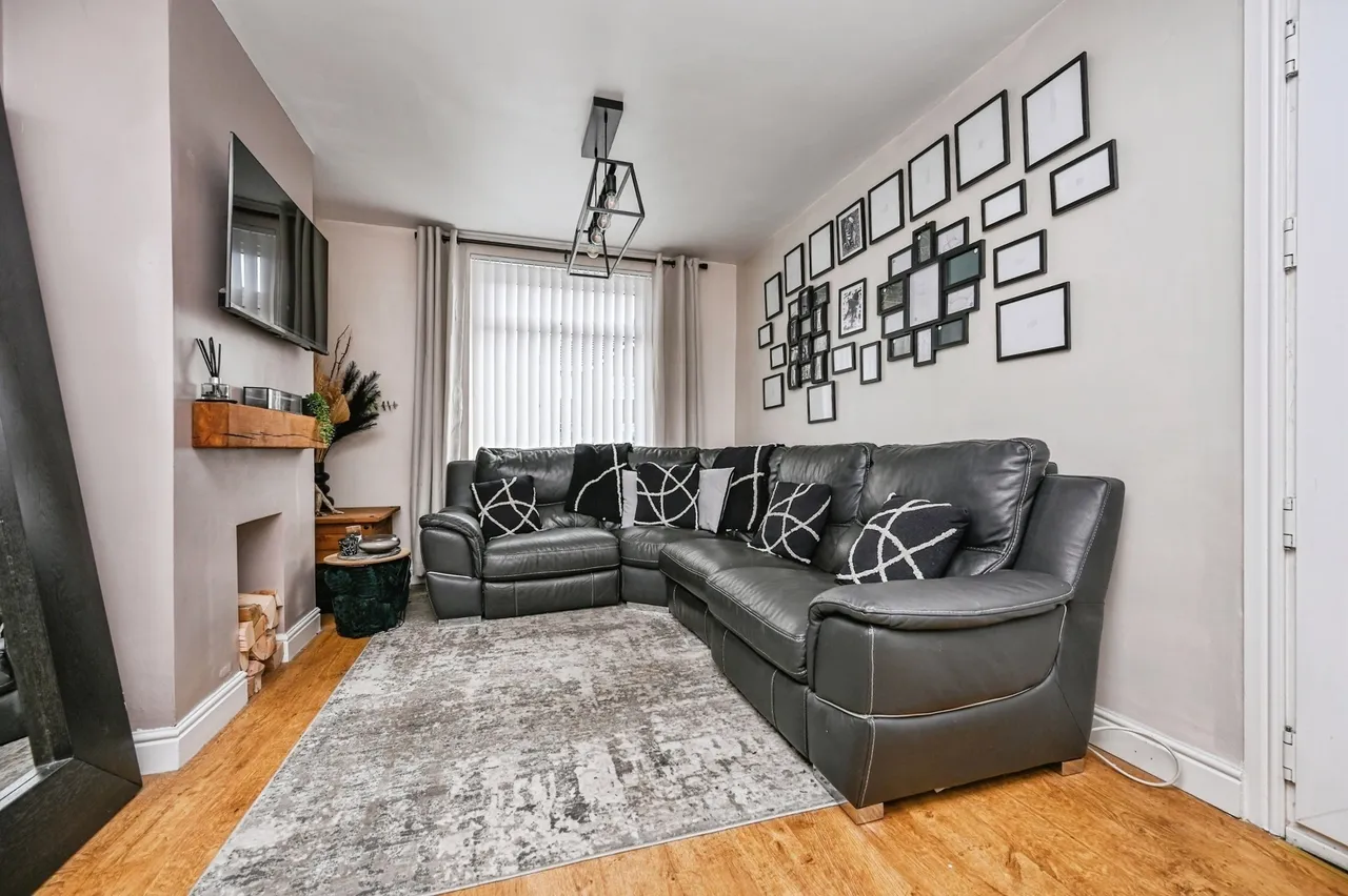 Hardinge Road, Liverpool, L19, photo 3