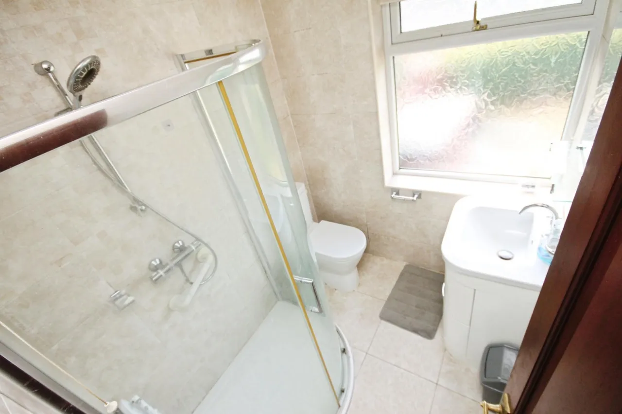 Monteney Road, Sheffield, S5, photo 10