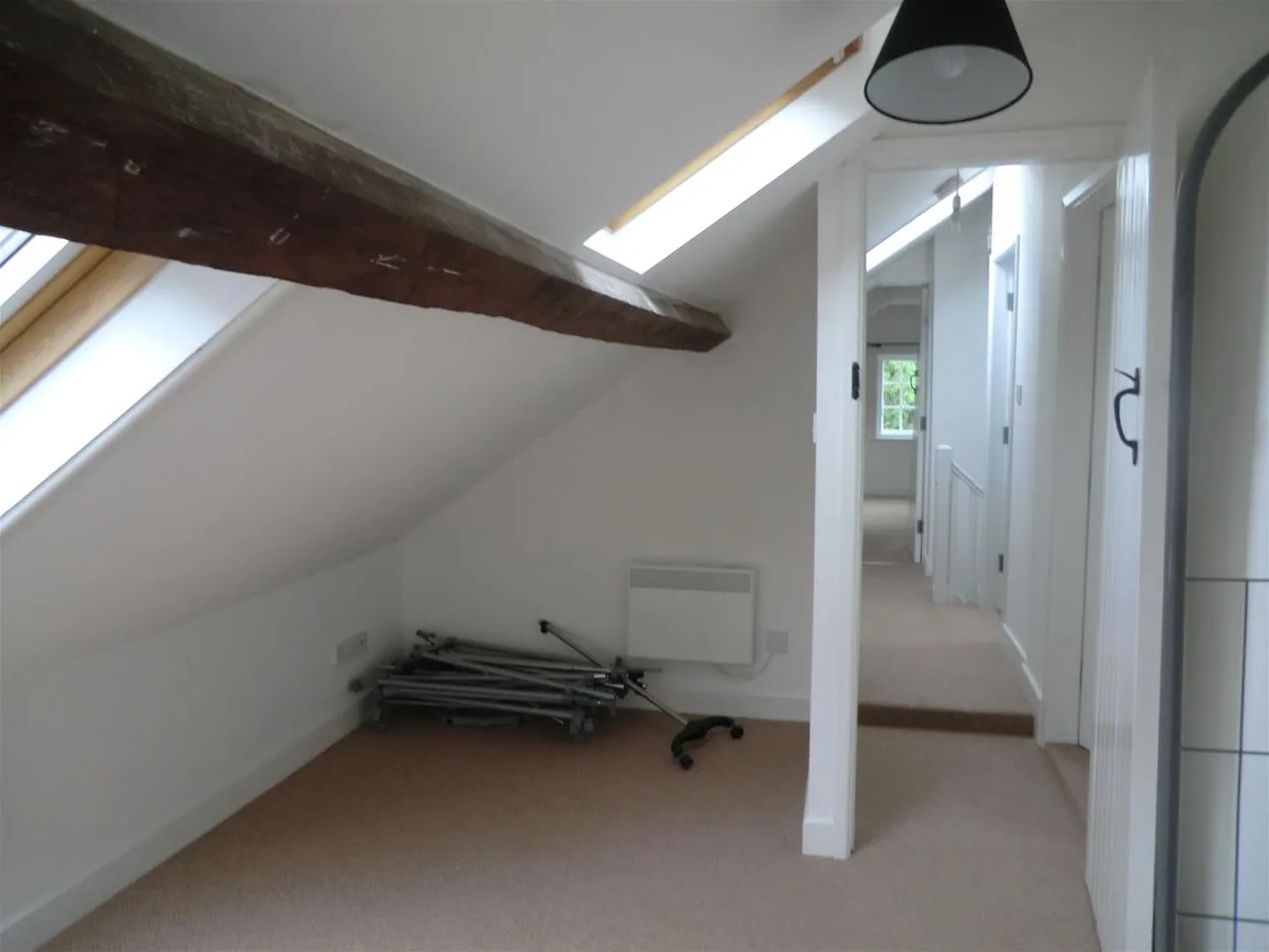 Main Street, Kirklington, Newark, photo 11